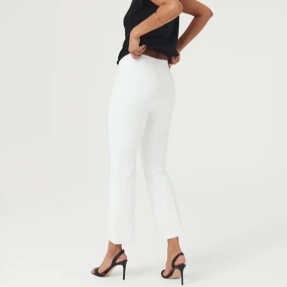 Spanx Size S White Stretchy Cotton Blend Pull On Flare Leg Ankle Pants - Picture 1 of 15